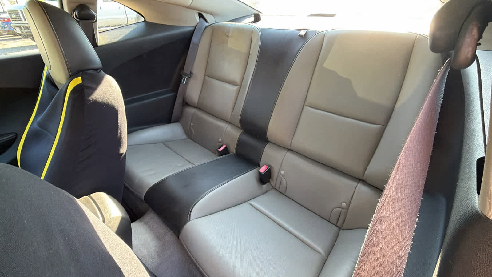 Used 2011 Chevrolet Camaro LT image 17