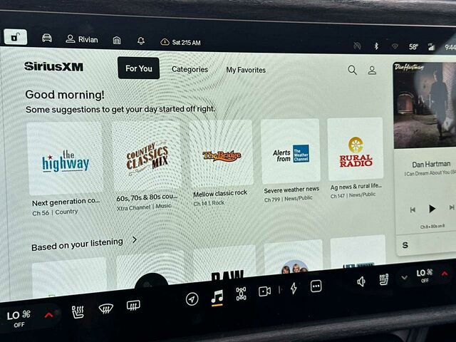 Used 2022 Rivian R1S Launch Edition image 24