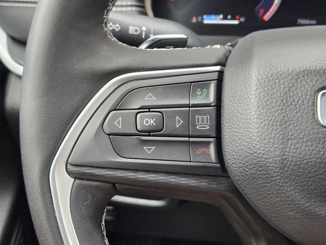 Certified 2024 Jeep Grand Cherokee Altitude AWD/4WD image 35