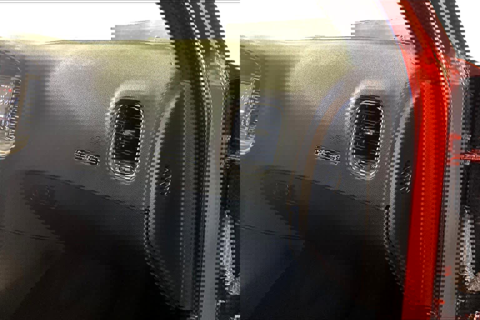 Used 2022 Dodge Charger SXT image 16