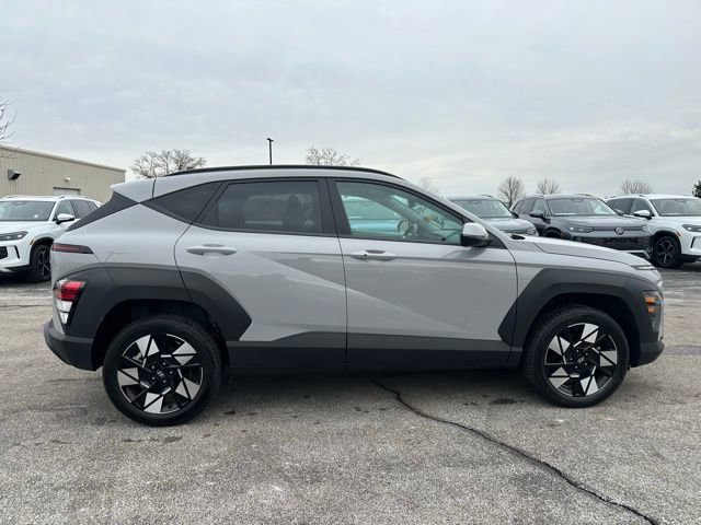 Used 2025 Hyundai Kona SEL image 8