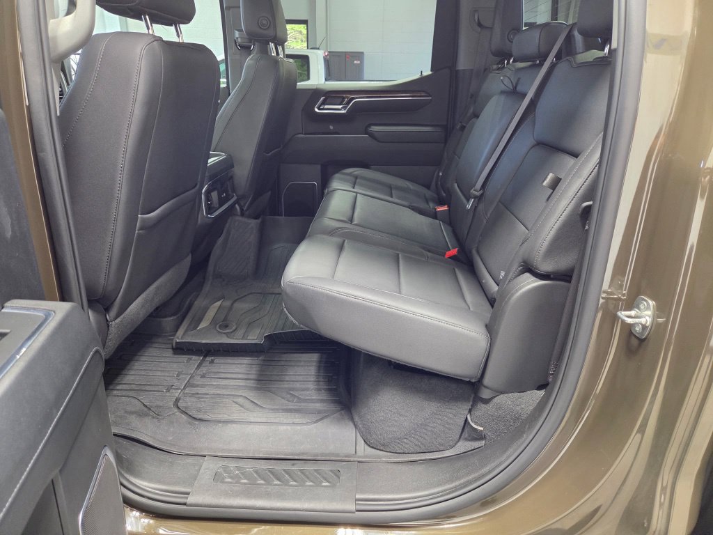 Used 2024 GMC Sierra 1500 Elevation w/ Elevation Premium Package AWD/4WD image 25