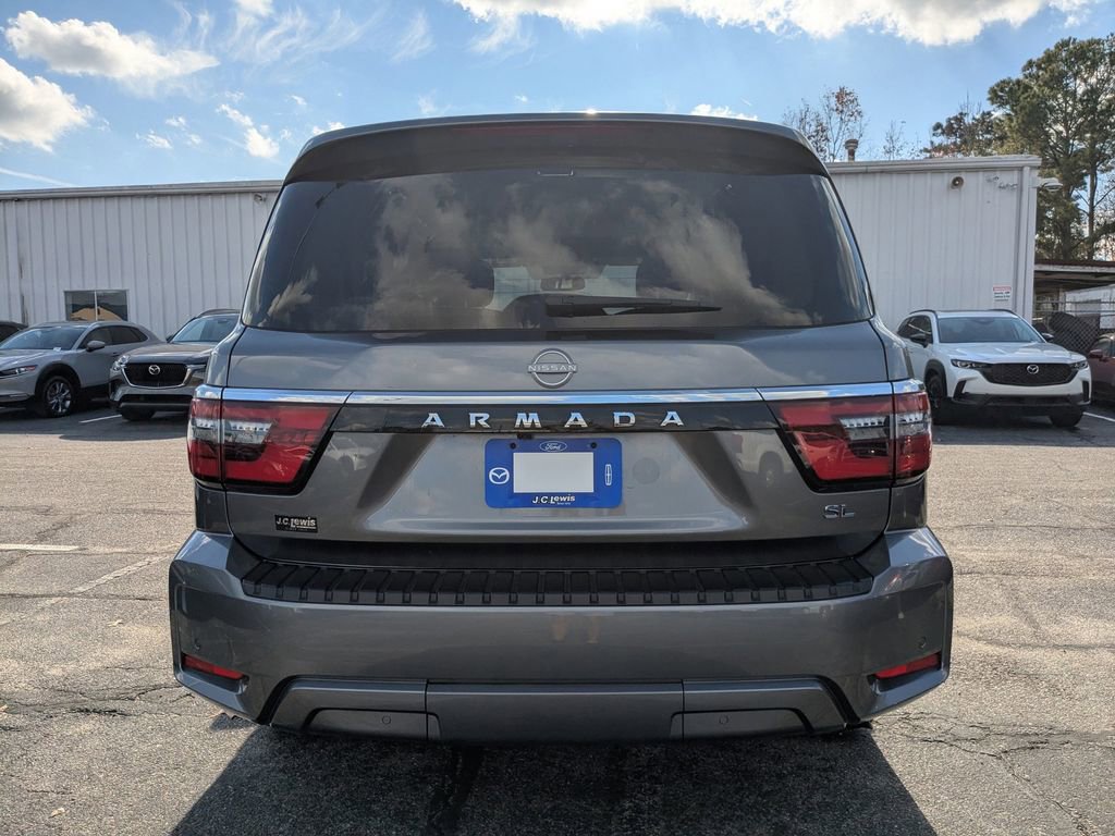 Used 2023 Nissan Armada SL w/ Captain's Chairs Package image 5