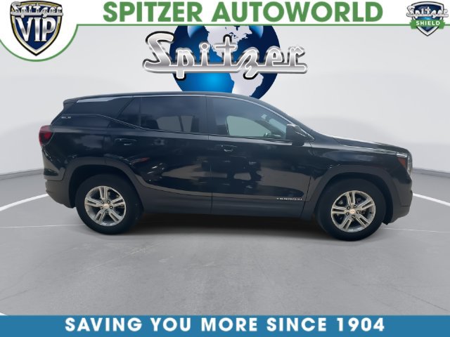 Used 2024 GMC Terrain SLE FWD image 18