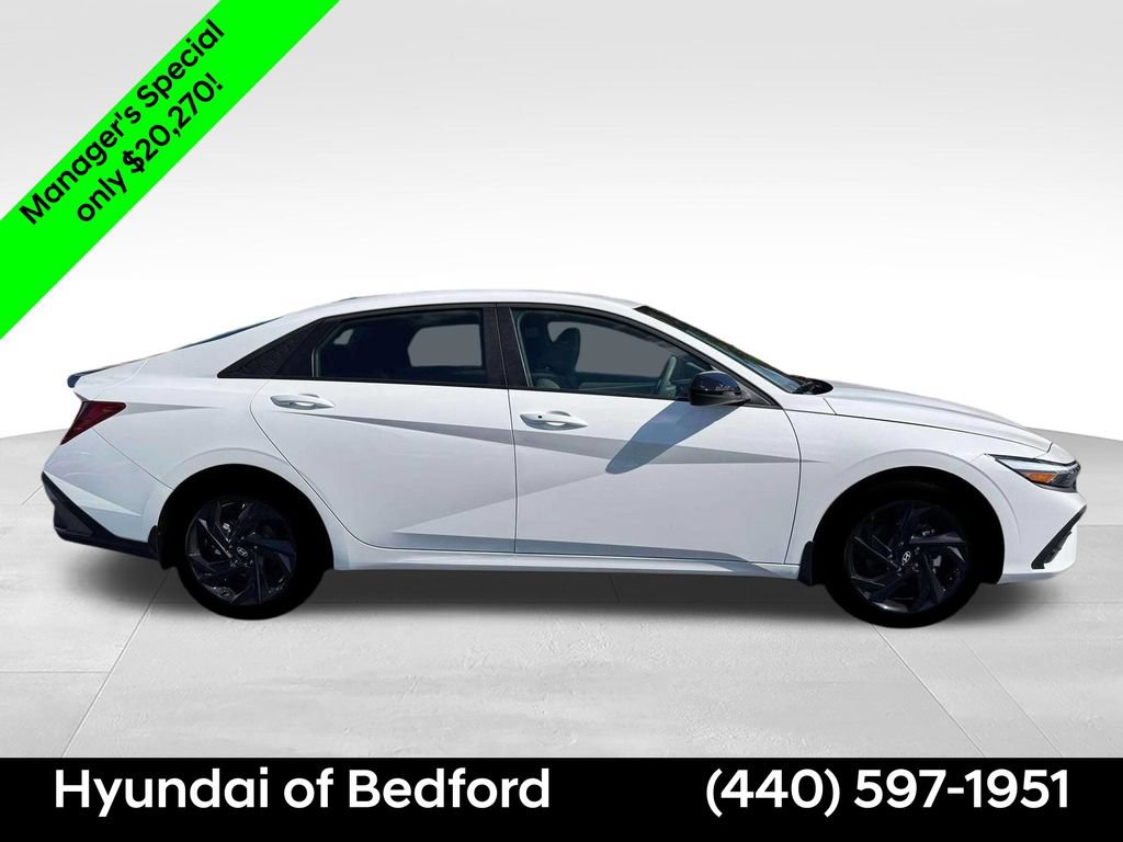 Certified 2026 Hyundai Elantra Sport FWD image 10