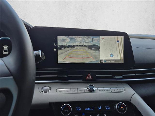 Used 2025 Hyundai Elantra Limited FWD image 13