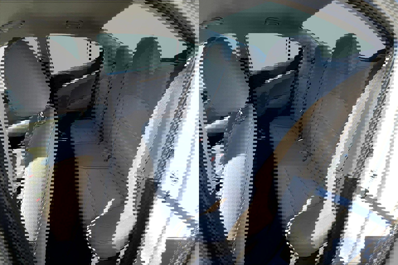 Used 2019 Hyundai Elantra SE image 18