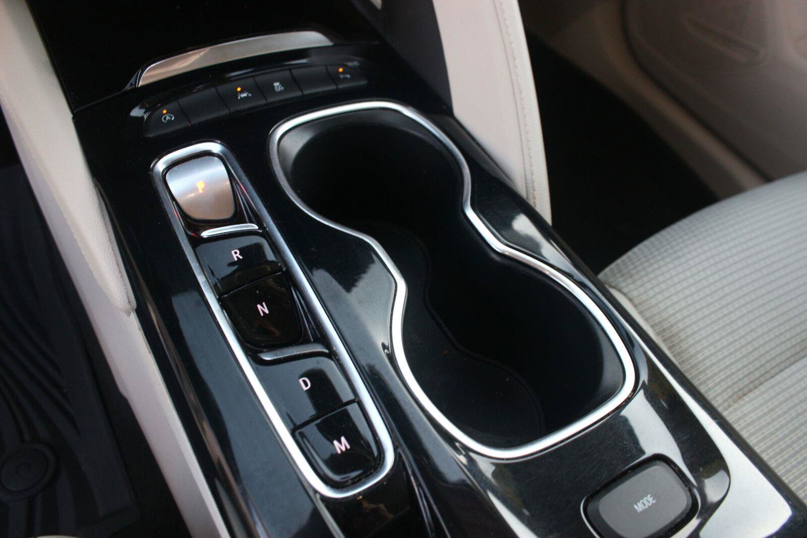 Used 2022 Buick Envision Preferred w/ Safety Package FWD image 21