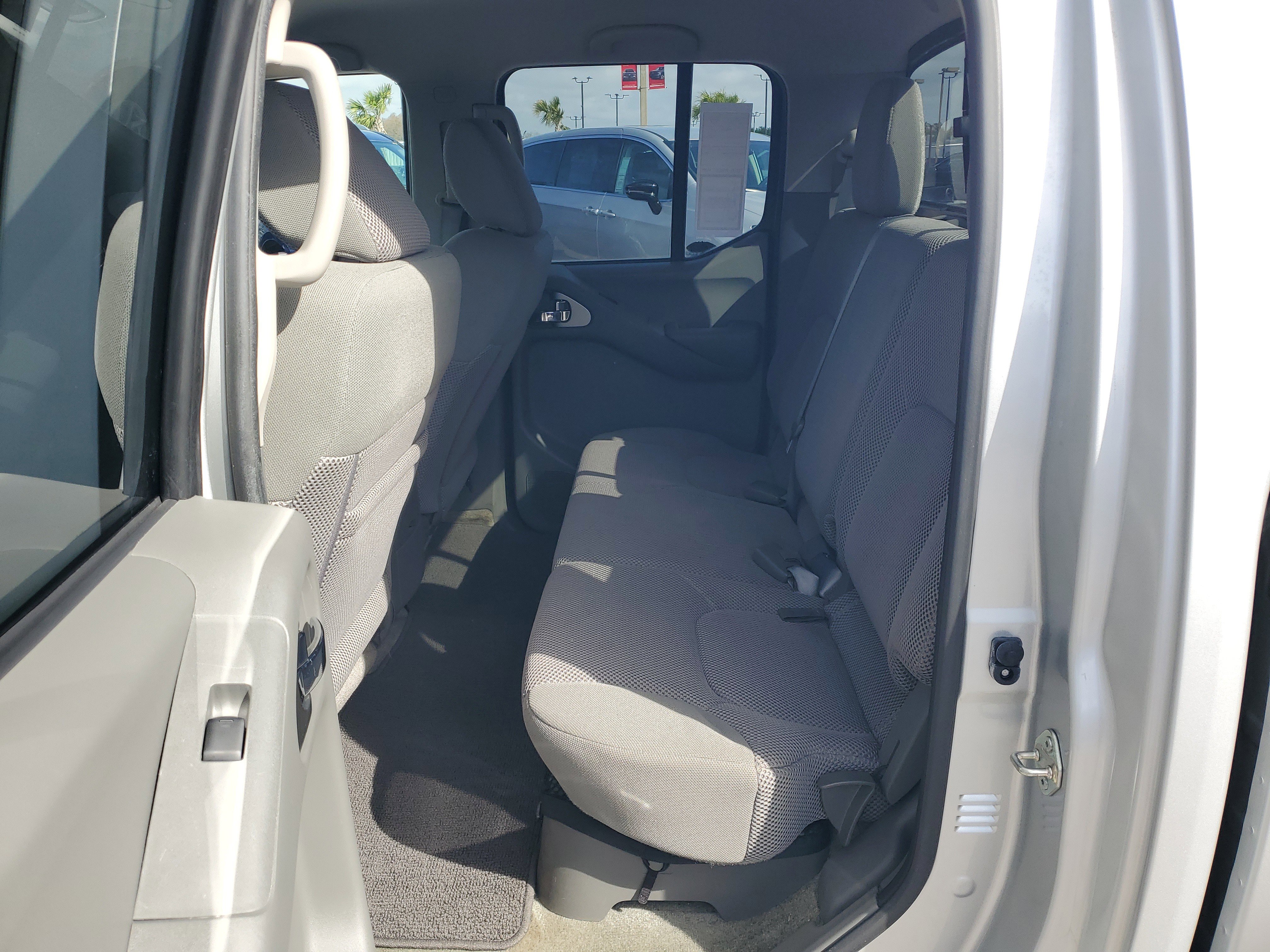 Used 2016 Nissan Frontier SV w/ SV Value Truck Package image 13