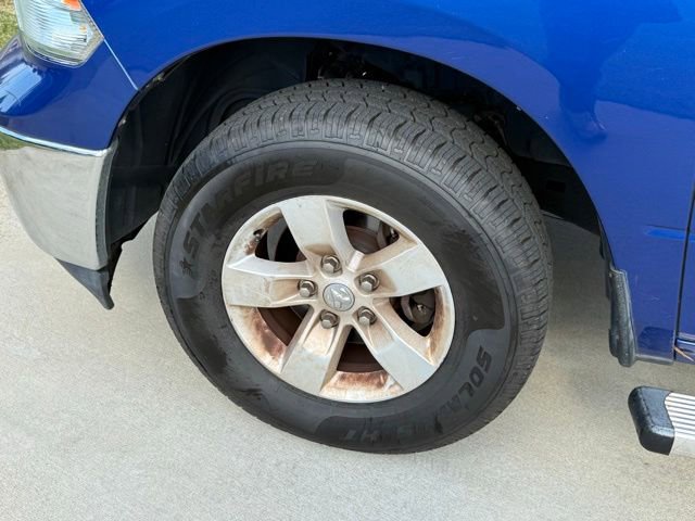 Used 2015 RAM 1500 Classic SLT RWD image 5