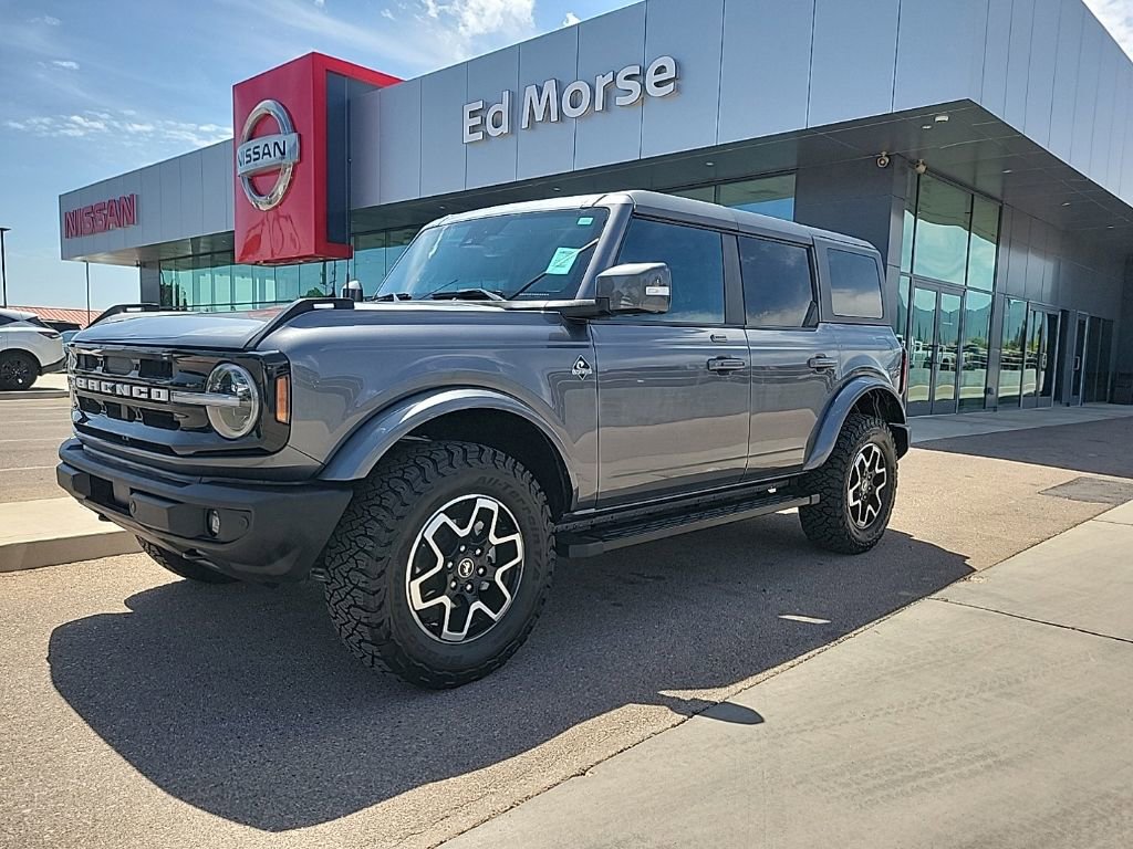 Used 2023 Ford Bronco Outer Banks AWD/4WD image 1