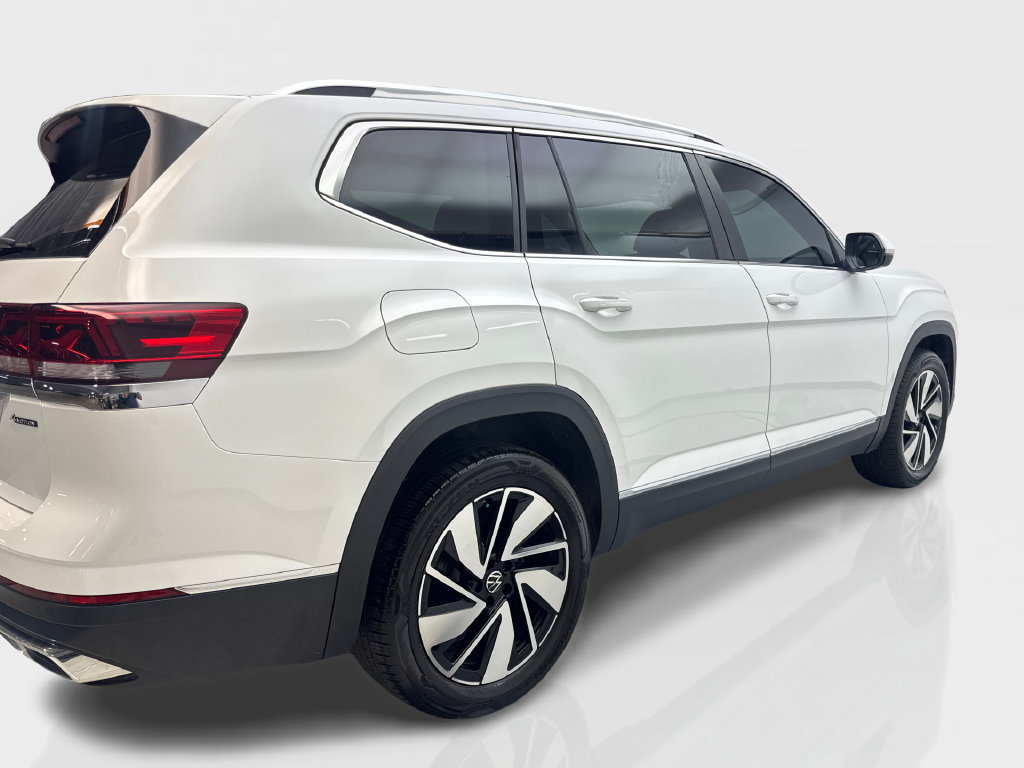 Used 2025 Volkswagen Atlas SEL AWD/4WD image 15