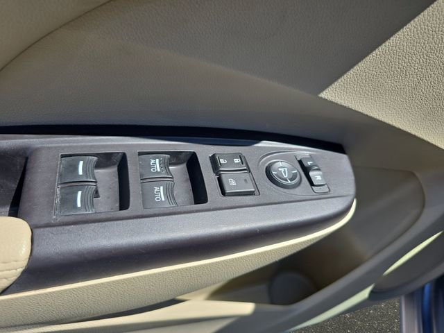 Used 2015 Acura RDX AWD image 30