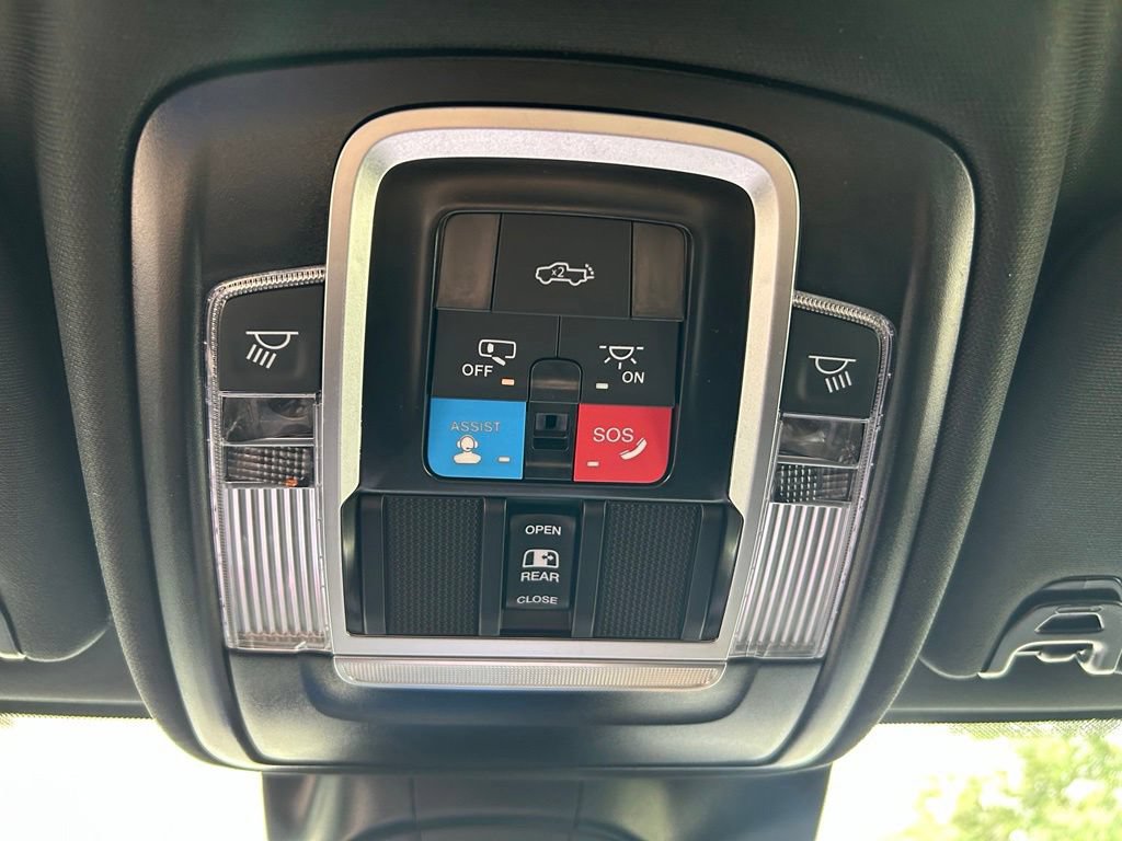 Used 2026 RAM 2500 Laramie AWD/4WD image 60