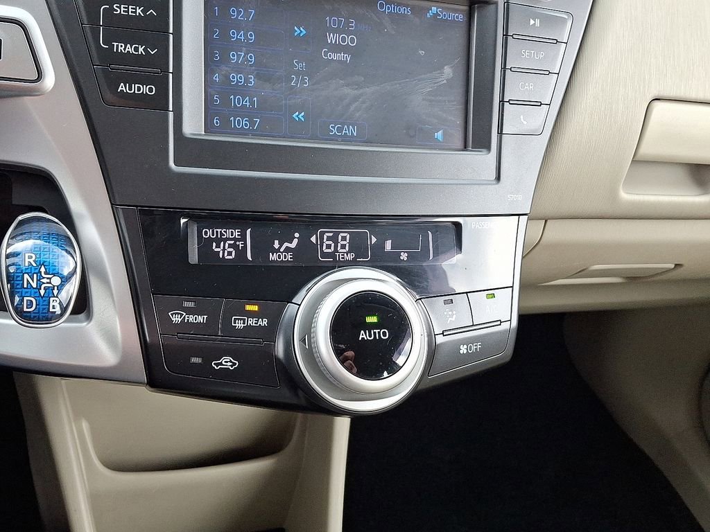 Used 2014 Toyota Prius V Two image 17