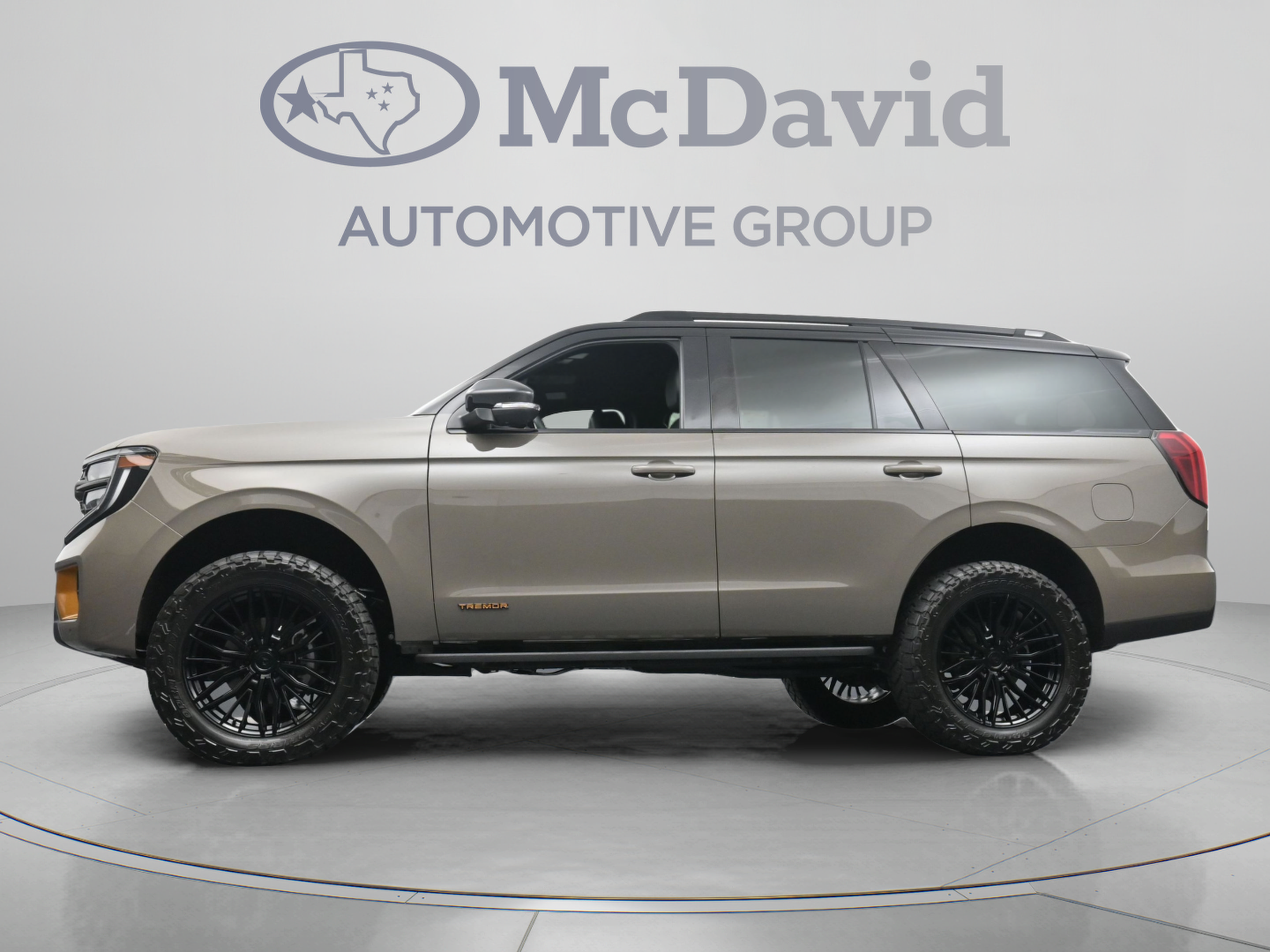 Used 2027 Ford Expedition Tremor w/ Driver's Package AWD/4WD image 29