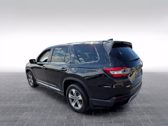 Used 2025 Honda Pilot EX-L image 5
