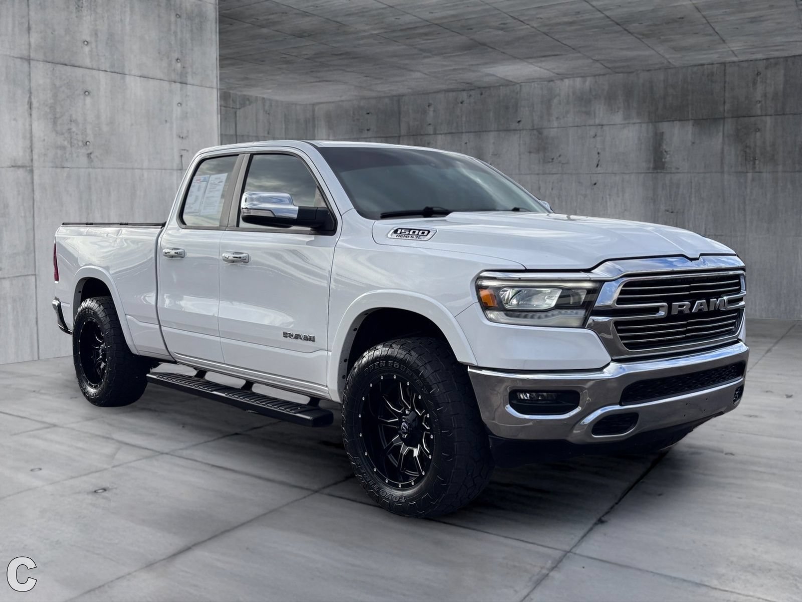 Used 2020 RAM 1500 Laramie RWD image 9