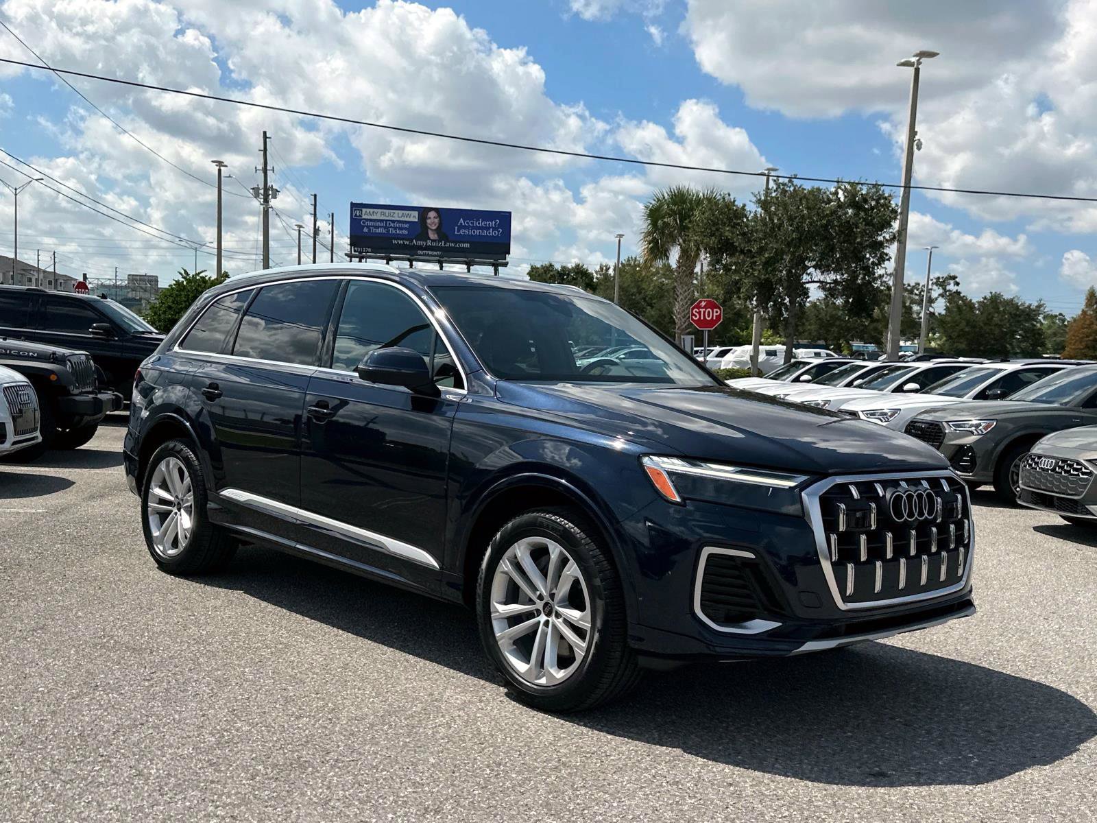 Certified 2025 Audi Q7 2.0T Premium w/ Convenience Package image 2
