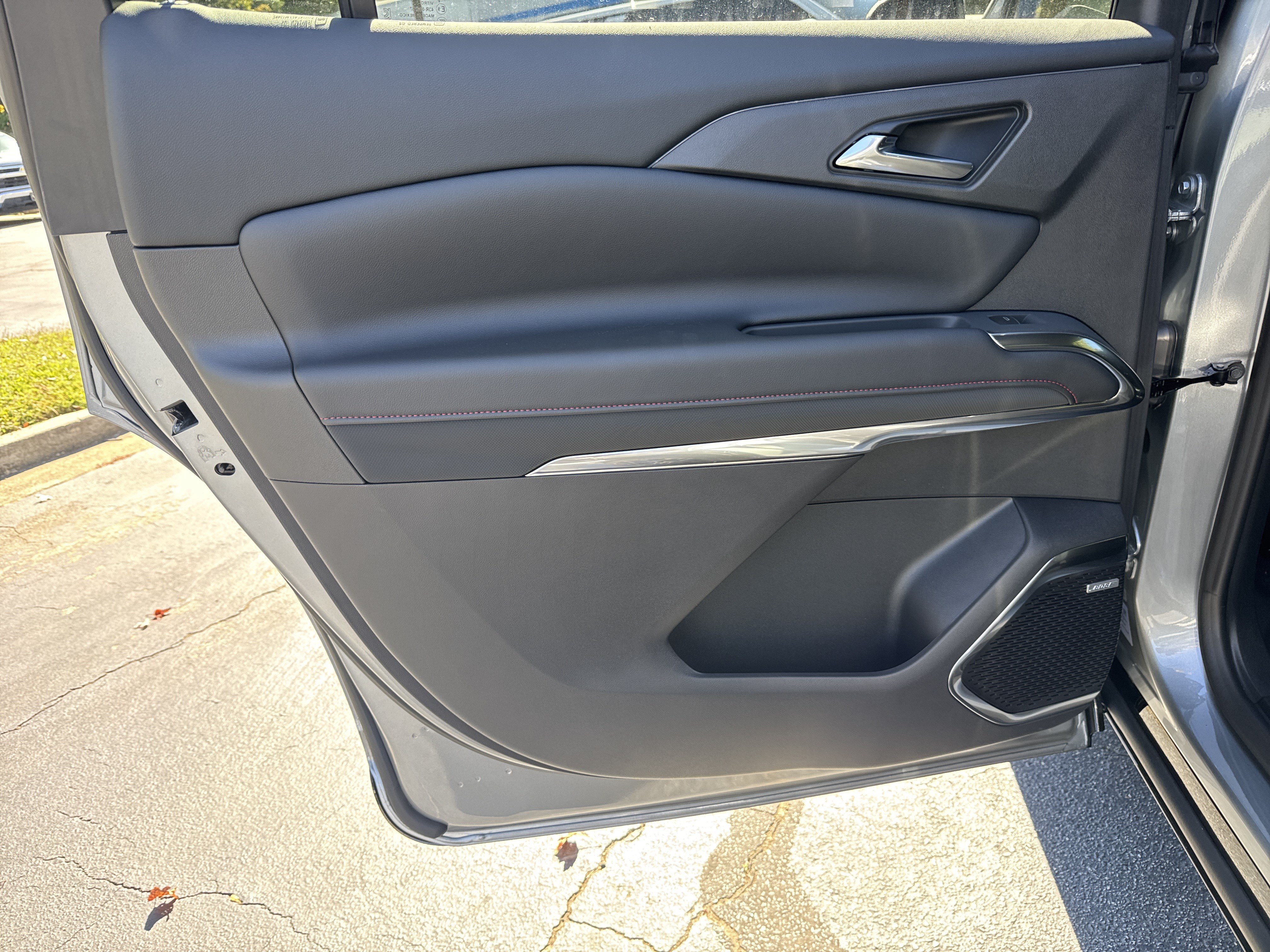 New 2026 Chevrolet Traverse RS FWD image 23