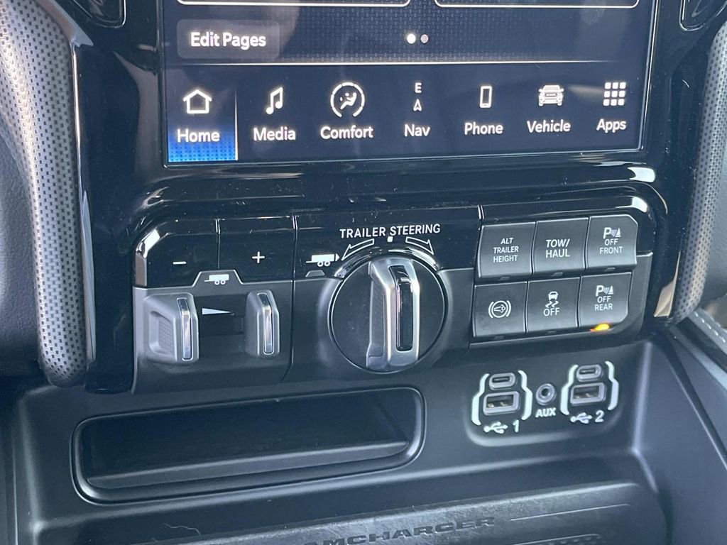 Used 2023 RAM 3500 Limited image 35