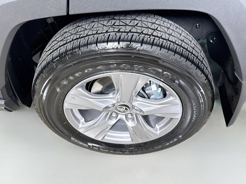 Certified 2025 Toyota RAV4 XLE w/ Convenience Package FWD image 9