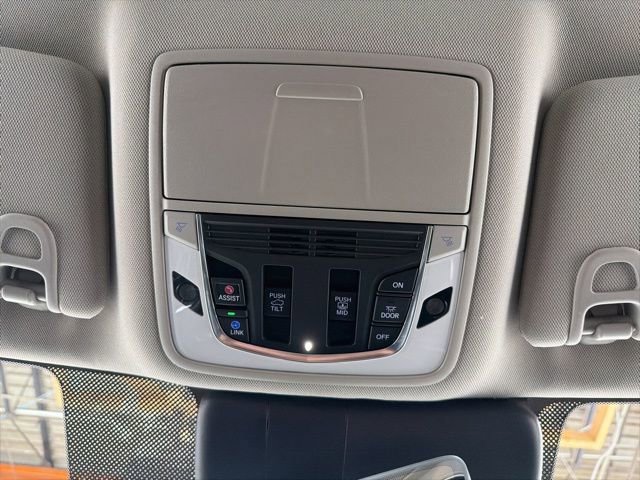 Certified 2023 Acura RDX w/ Technology Package image 28