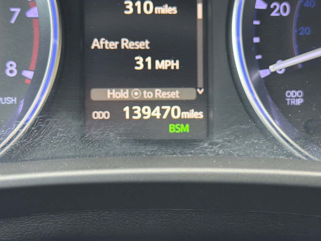 Used 2019 Toyota Highlander XLE image 19