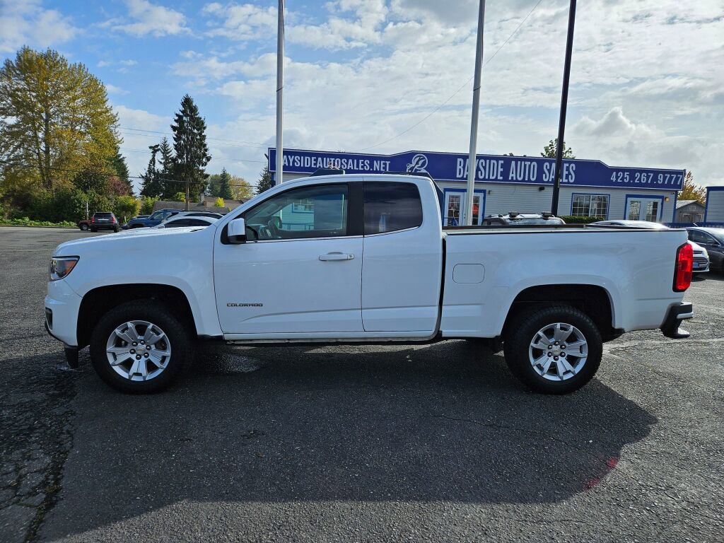Used 2017 Chevrolet Colorado LT image 2