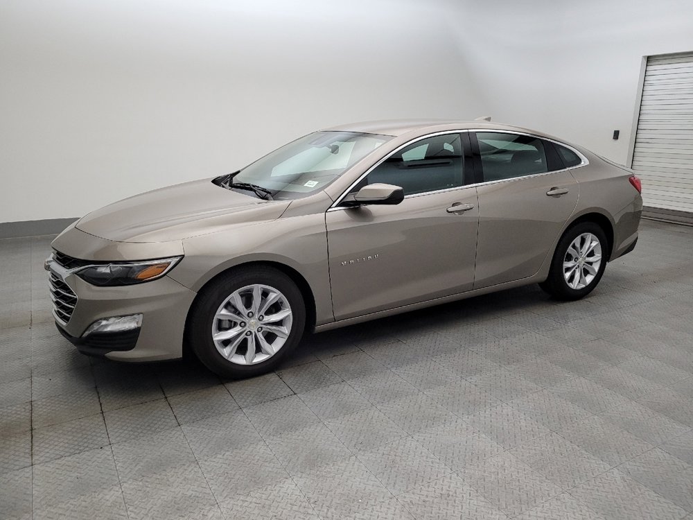 Used 2023 Chevrolet Malibu LT image 2