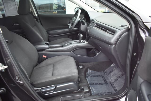 Used 2018 Honda HR-V EX image 40