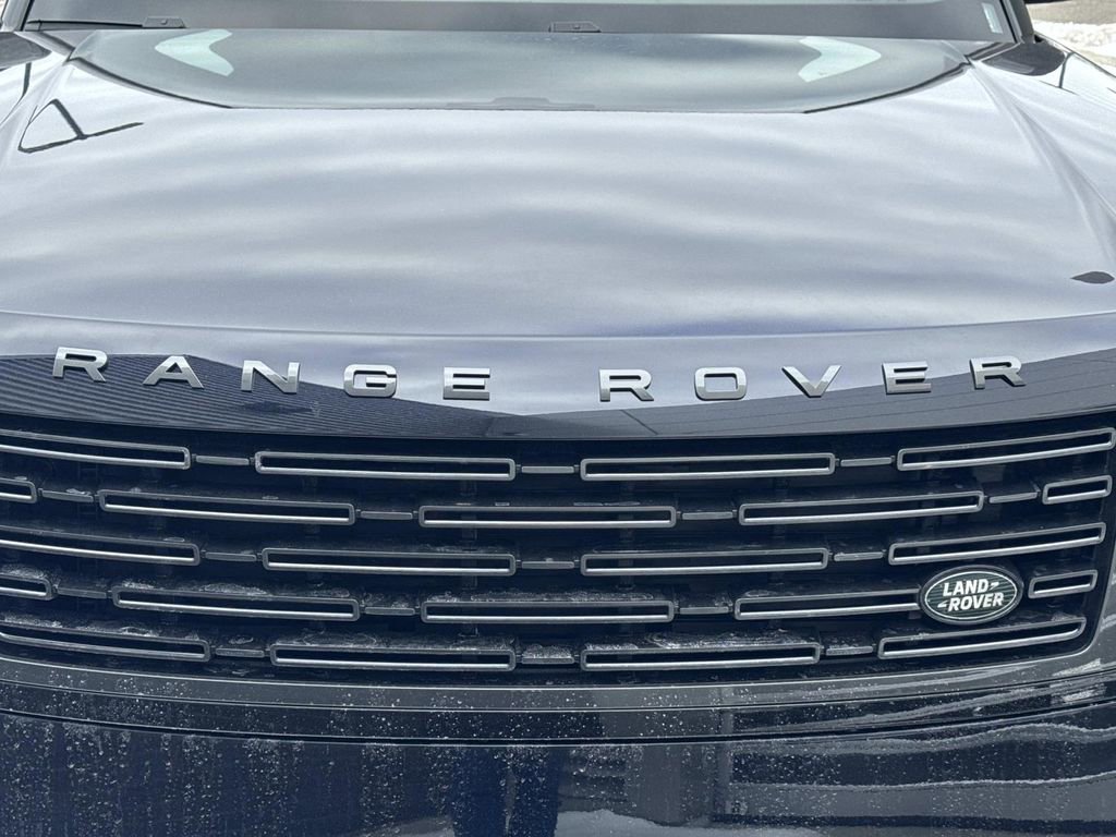 New 2026 Land Rover Range Rover SE image 10