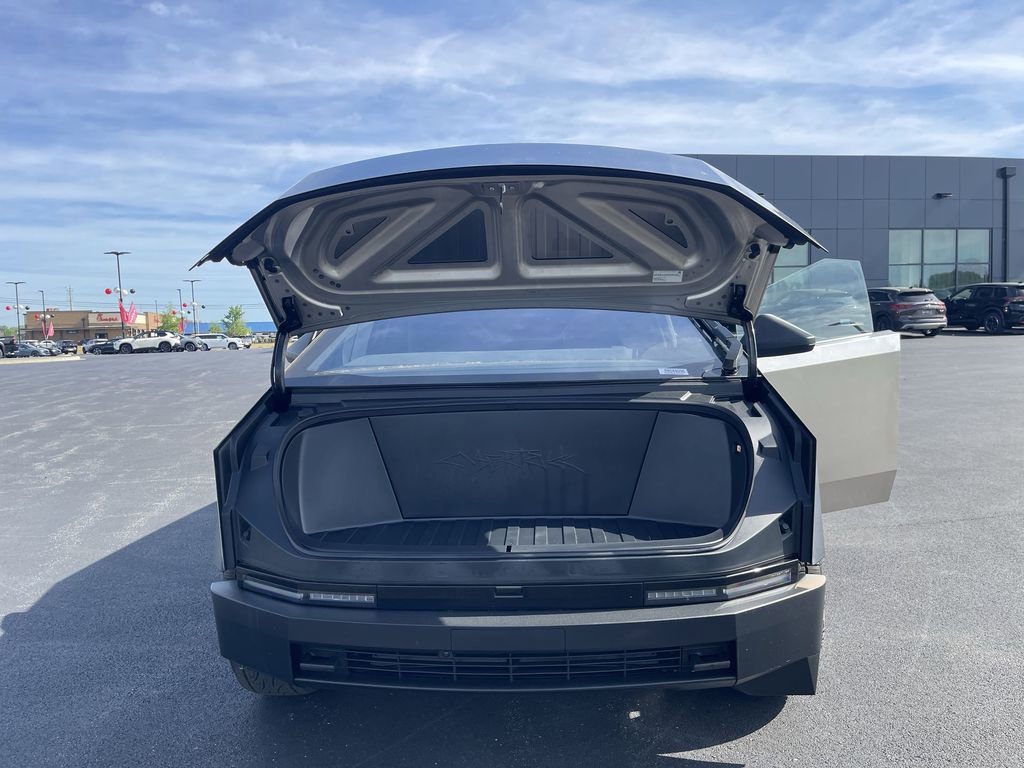 Used 2024 Tesla Cybertruck Cyberbeast image 23