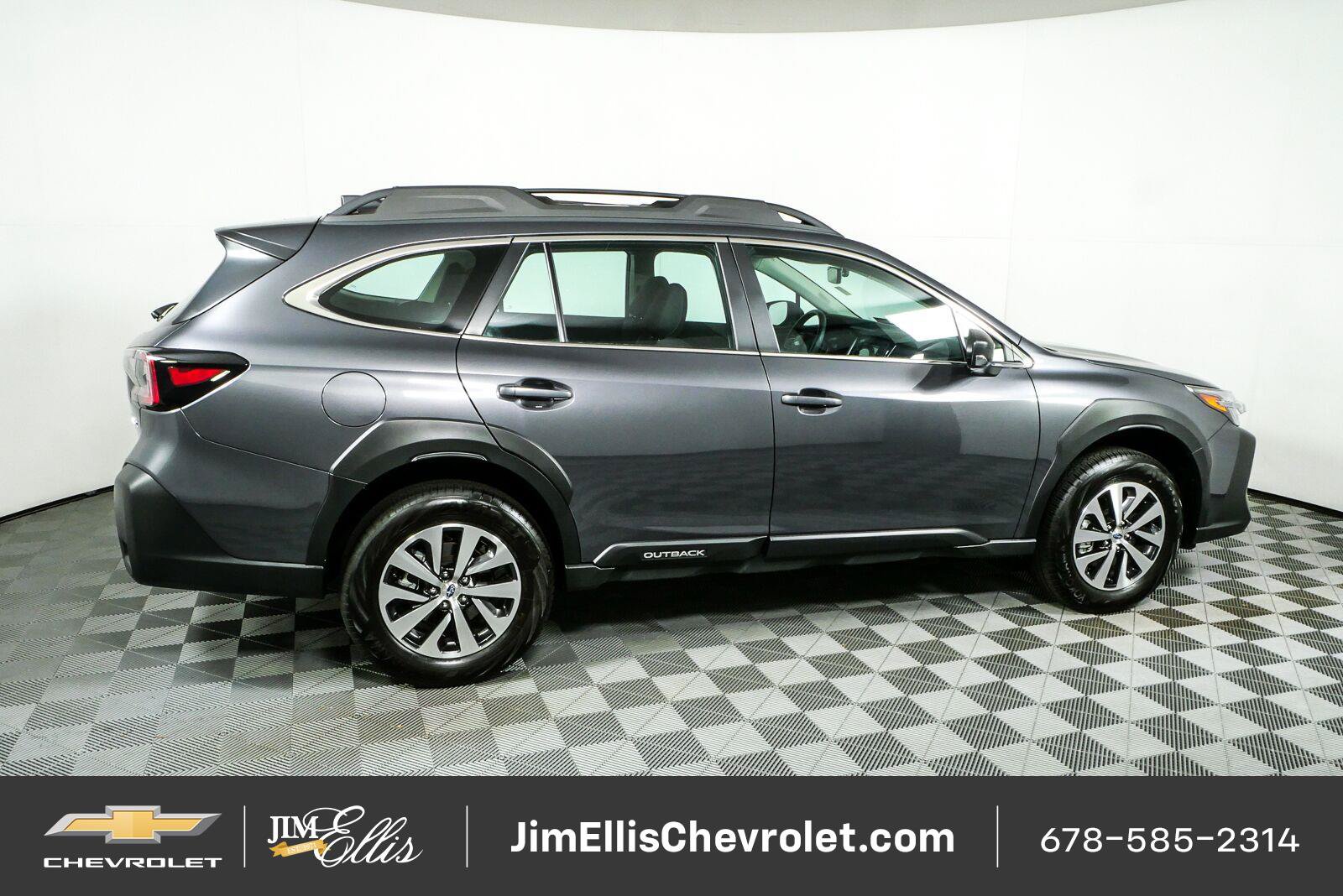 Used 2025 Subaru Outback w/ Popular Package #1A AWD/4WD image 2