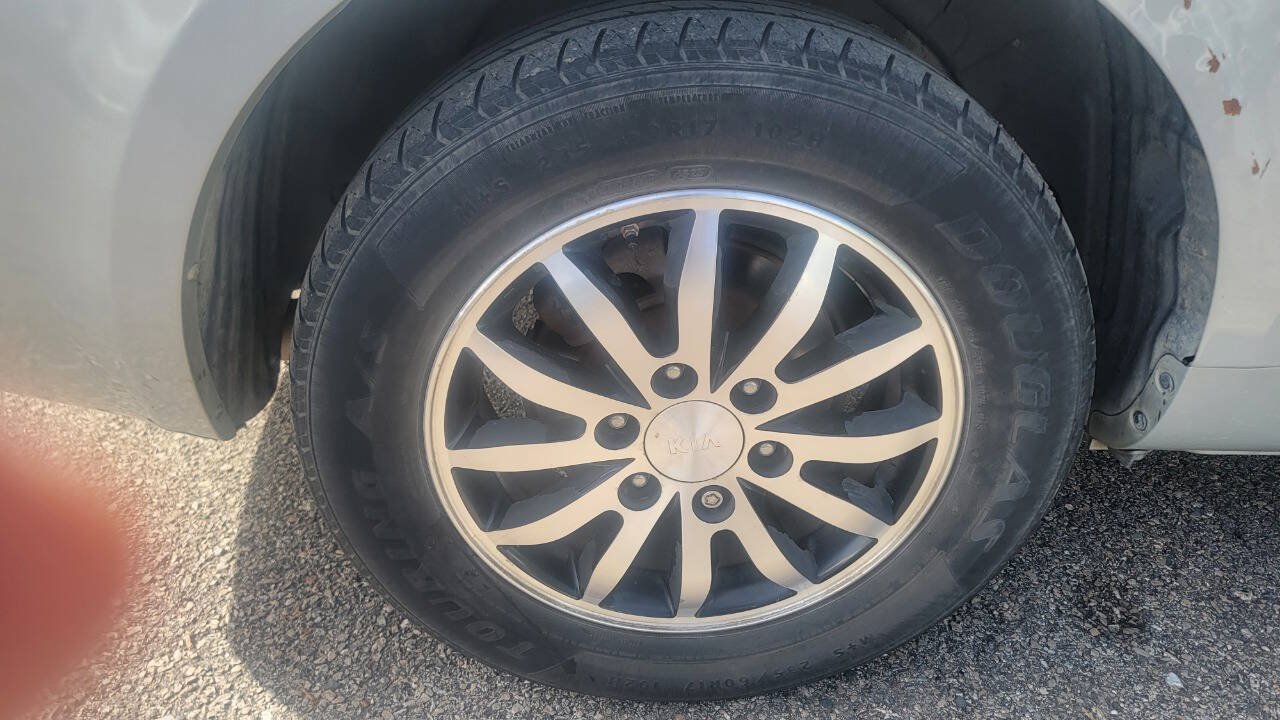 Used 2012 Kia Sedona EX w/ Luxury Pkg FWD image 36