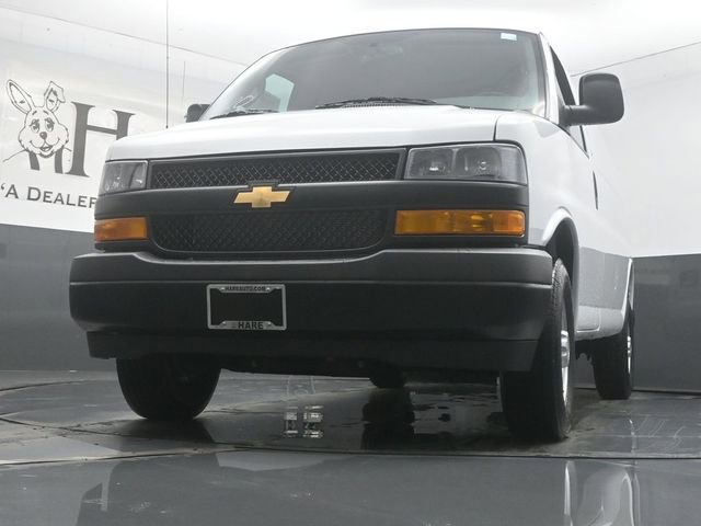New 2026 Chevrolet Express 2500 w/ Driver Convenience Package image 35