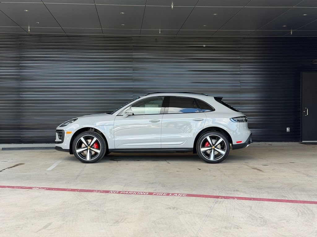 New 2026 Porsche Macan GTS AWD/4WD image 2