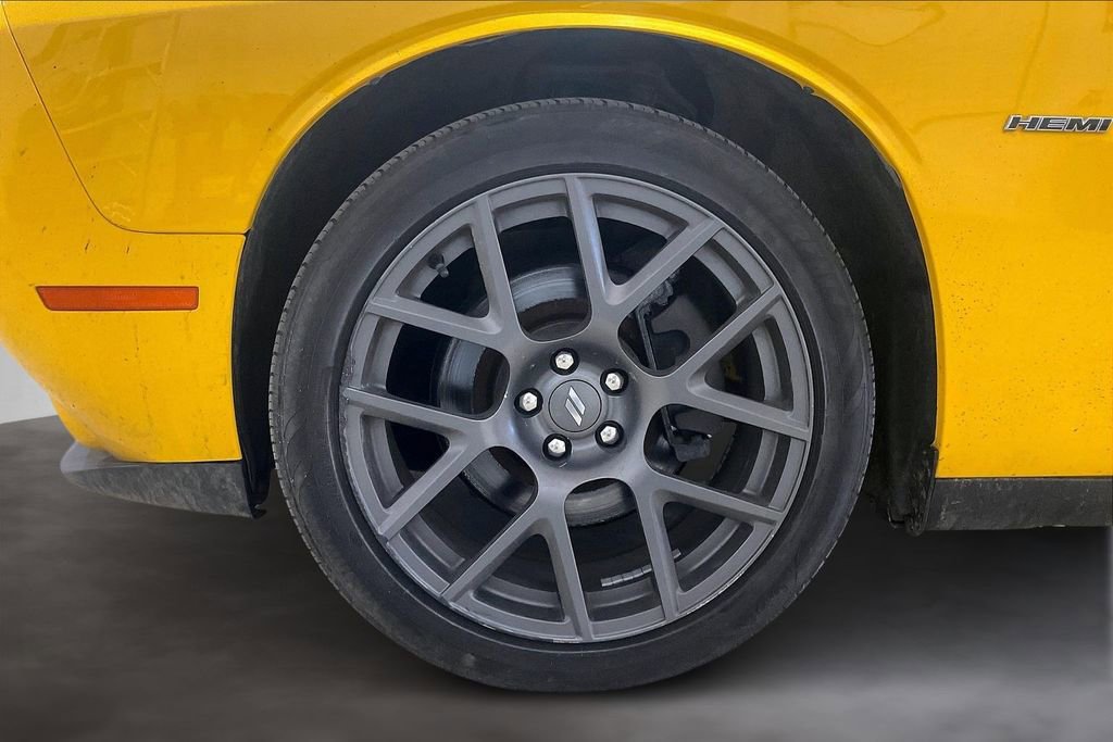Used 2017 Dodge Challenger R/T Plus image 9
