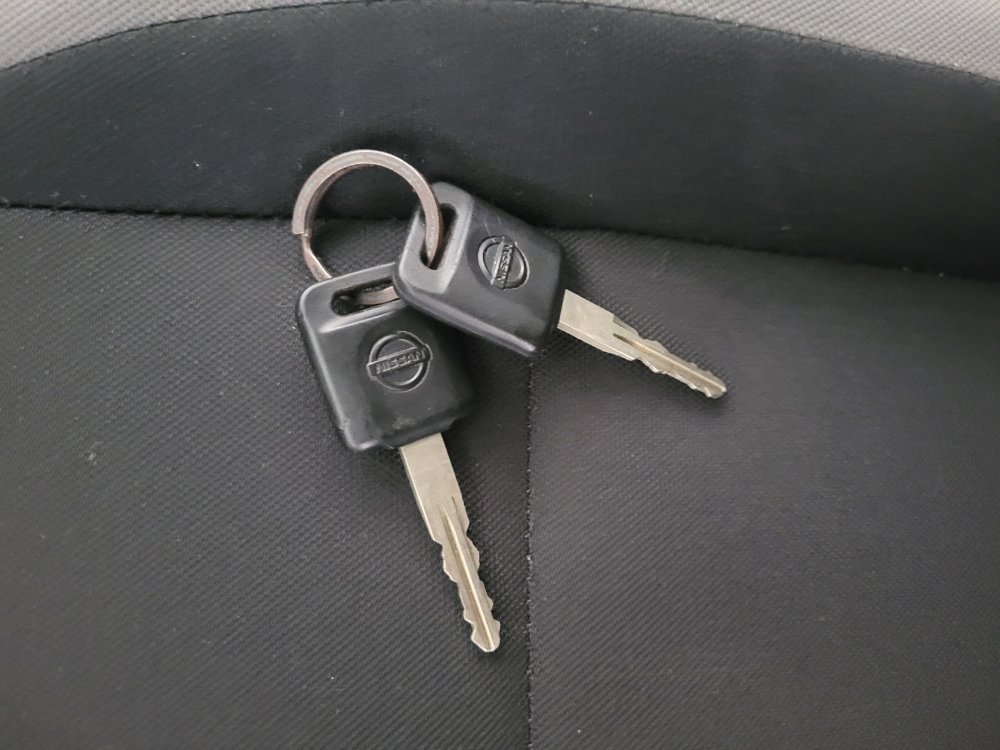 Used 2025 Nissan Versa S w/ Trunk Package FWD image 32