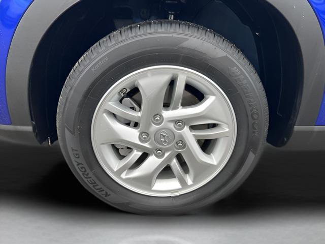 Certified 2025 Hyundai Venue SE image 22