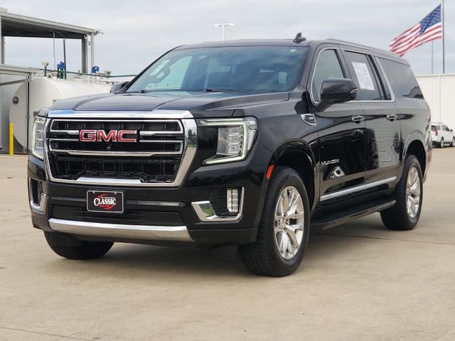 Used 2022 GMC Yukon XL SLT w/ SLT Premium Package AWD/4WD image 3