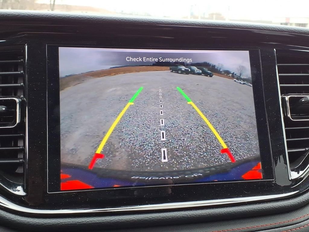 Used 2025 Dodge Durango GT image 18