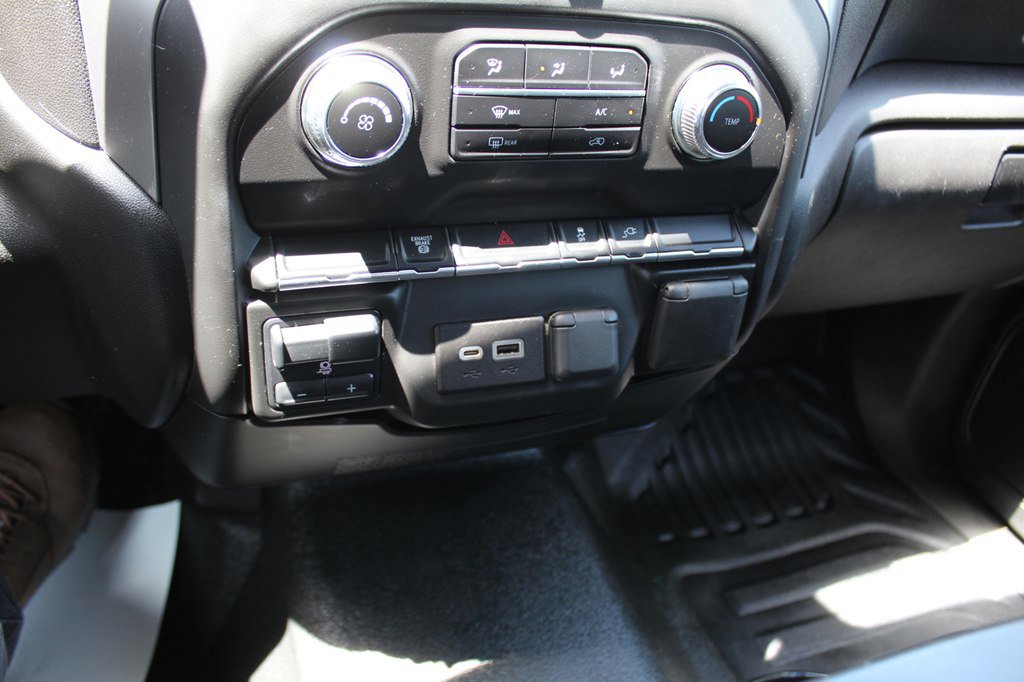 Used 2021 GMC Sierra 3500 4x4 Regular Cab w/ Convenience Package image 17