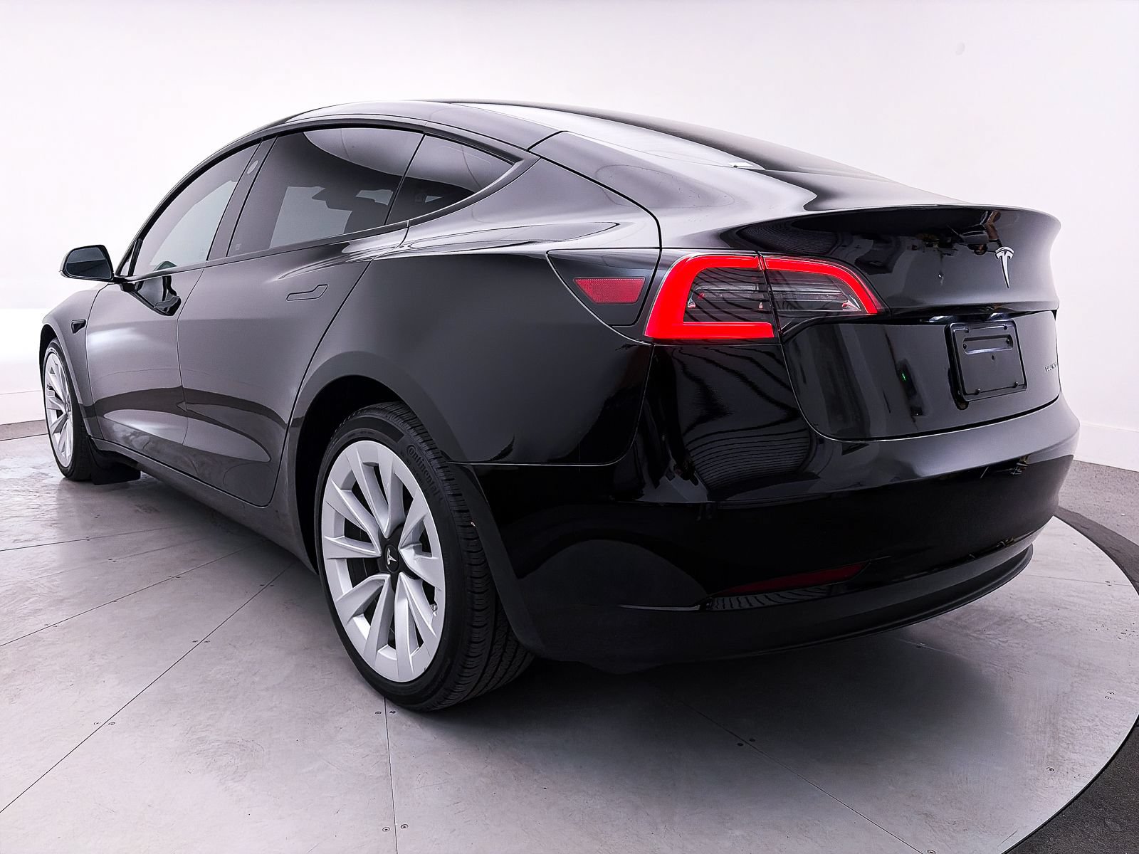 Used 2023 Tesla Model 3 Long Range AWD/4WD image 12