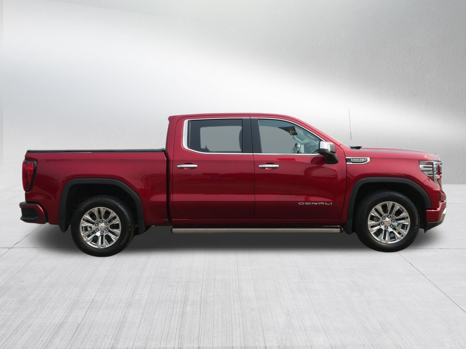 Used 2023 GMC Sierra 1500 Denali AWD/4WD image 8