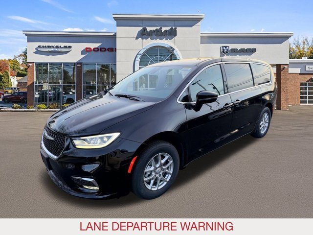 New 2026 Chrysler Pacifica Select image 4