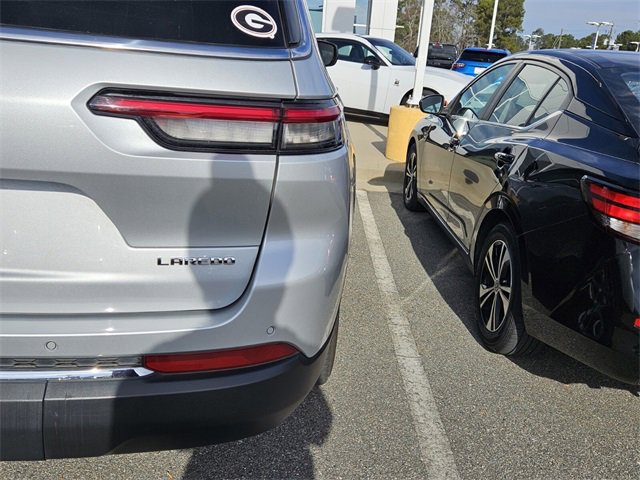 Used 2021 Jeep Grand Cherokee L Laredo w/ Luxury Tech Group I image 11