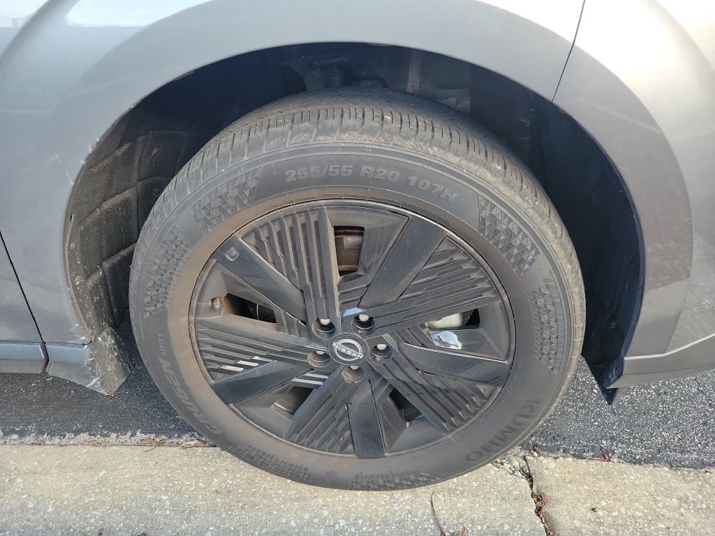 Used 2025 Nissan Murano SV FWD image 9