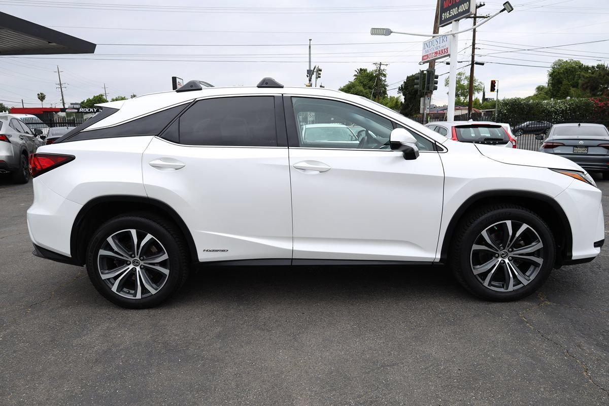 Used 2018 Lexus RX 450h AWD w/ Premium Package image 9