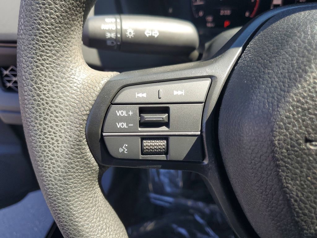 Certified 2023 Honda Accord EX image 22